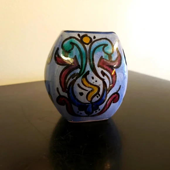 Vintage Decorative Vase - Picture 2 of 5